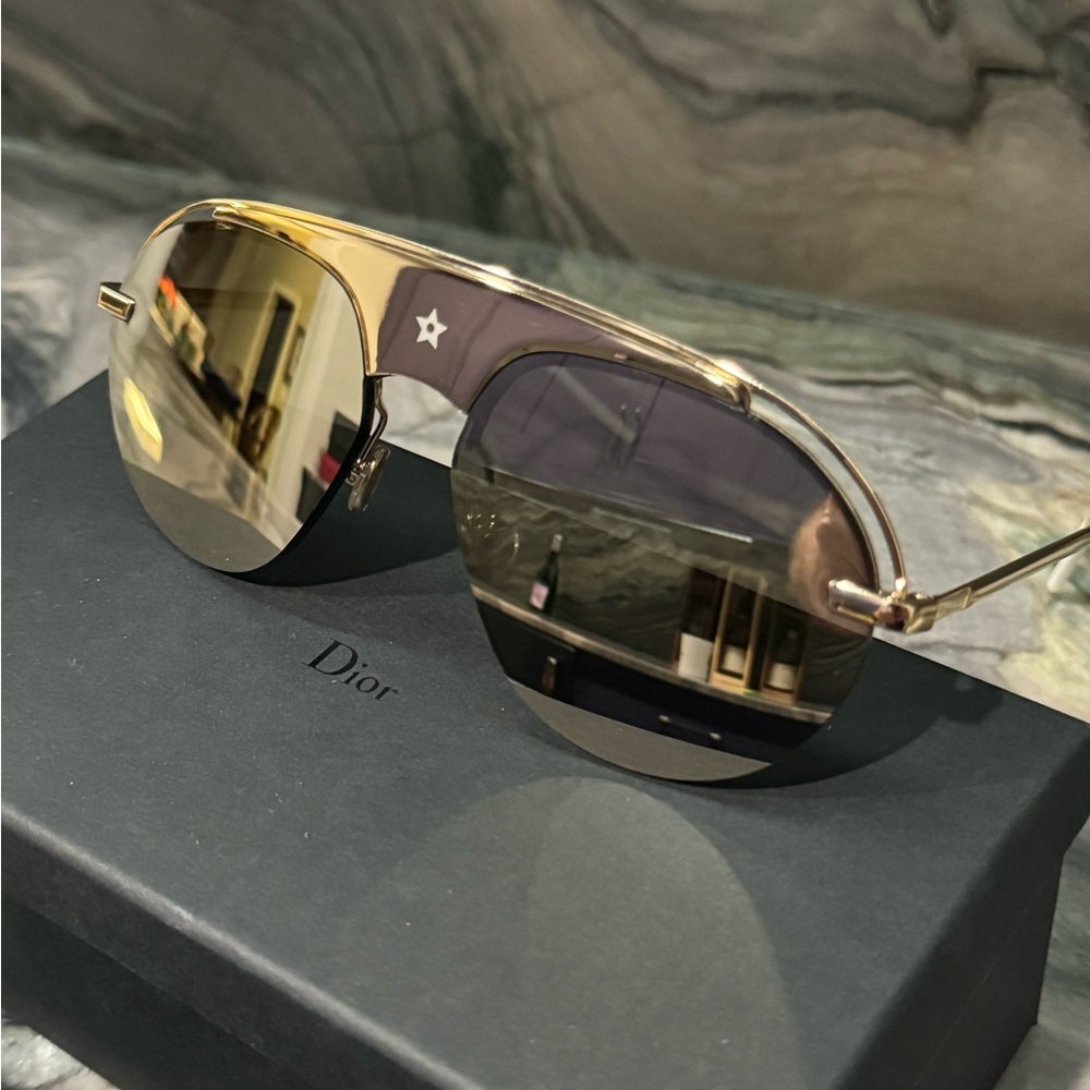 DIOR UNISEX Aviators ➡️NEW!! $695! Gold Aviators UNISEX Sunglasses AUTHENTIC!